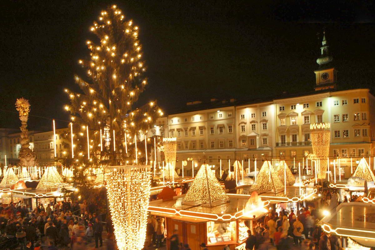 Christkindlmarkt am Hauptplatz Linzer Christkindlmarkt und Linzer Weihnachtsmarkt